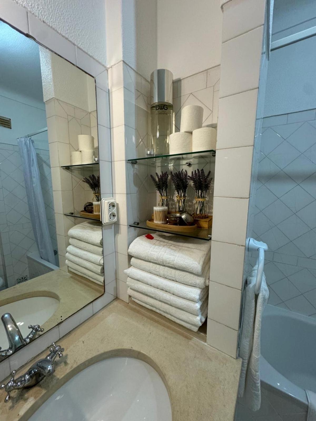 Villa 46 Hostel لاغوس المظهر الخارجي الصورة